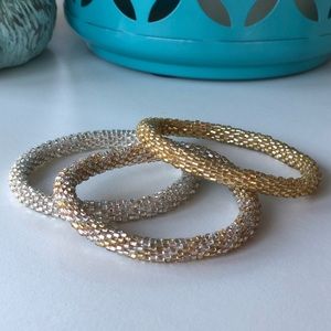 *3* Lily and Laura beaded bracelets ✨